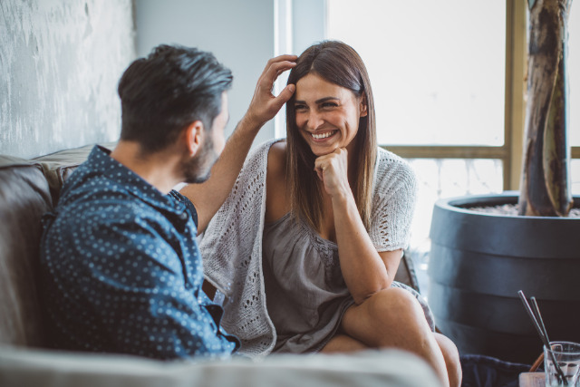 男性が家族の話をするのは脈なし